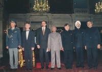Předání pověřovacích listin indickému prezidentovi, Dillí, 2001