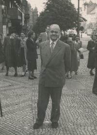 Samuel Machek’s father Otakar Machek in Wenceslas Square, Prague, 1947 