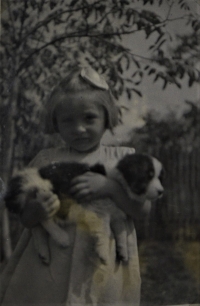 Ladislava Kyptová with a dog in 1940s