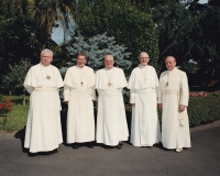 Definitory of the General Chapter. Ulrik Genietz, Thomas Handgrätinger, Abbot General Hermenegild Mayers, Benjamin Mackin, Michael Pojezdný. (2000)