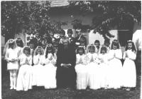 Father Lénárt Károly and the First Communion of the year (Dvory nad Žitavou in 1980)