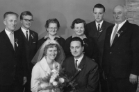Svatební foto Stanislava a Libuše Prokůpkových, rok 1965