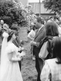 Martin and Jana Šimsas’ wedding in 1987