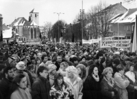 General strike in Boskovice, 1989, photo by Josef Kostelecký