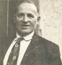 Bohumil Homola's uncle Leopold Děrgas, 1938