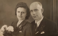 Wedding of Erika Loudová's parents Johanna and Michael Franzel, 1941