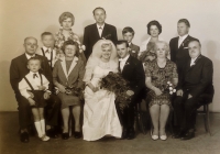 Svatba sestry Sieglindy s Němcem Kurtem, po níž se odstěhovala do Německa