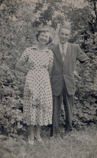 Hedvika Šišková with her husband, undated