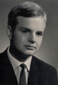 Leoš Mlčák, high school graduation photo, Vsetín, 1967
