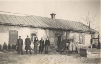 Fotografie z obce Omelanština v roce 1944