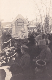 Pomník plukovníka Ušakova v Kansku Jenisejském