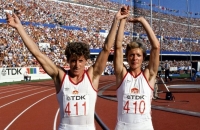 Victory round with Jarmila Kratochvílová. The World Championship in Athletics in Helsinki, 1983