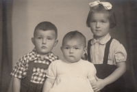Dušan with sisters Eva and Alena; Hostinné, 1958