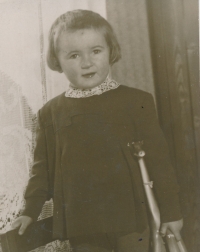 Jiřina Pěčová, 1940s 