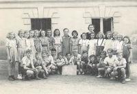 School photo from the fourth grade, 1948