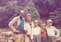 Jana Drahokoupilová with her husband Miroslav and children Martina, Pavel and Jiří, the 1980s