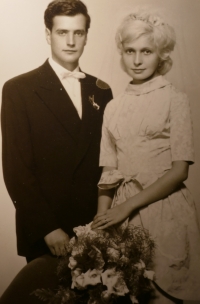 A wedding photo of Josef and Jiřina Parlesák 