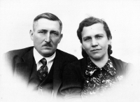 Anna Krpešová's parents, Alois and Anna Duží, 1940s 