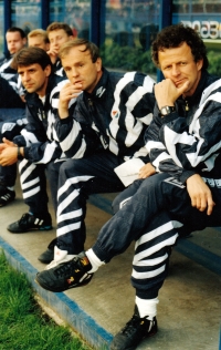 Zprava Verner Lička, trenér, asistent Rostislav Vojáček, Zdenek Riegel, Bazaly, 1994