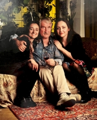 Beatrice Landovská (on the left) with her father Pavel Landovský and sister Andrea