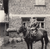Rudolf Schmidt with a horse, 1950s