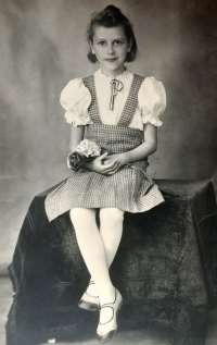 Marie Šimánková, around 1948