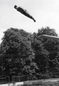 Václav Krajník used to be active in various sports, photo from an outdoor swimming pool (ca. 1962)