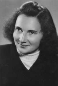 Libuše Teplíková Gallová v roce 1948