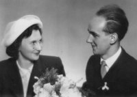 Libuše a Štěpán Gallovi během svatby v roce 1949