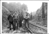 Na skalách ako robotník, 1984