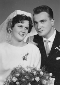 Svatební foto s Marií Štenberkovou v roce 1962