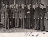 Father-in-law Vladimír Frajt (in the middle) in England, 1943