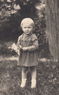 Božena Valová as a child