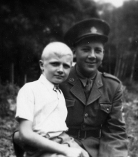 Milan Černín with Antonem Popovič, who came to Ostrava with the Red Army / 1945 

