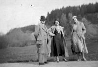 Milana Černín's mother Vlasta (in the middle) / Osoblaha / around 1937