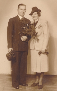 Antonín Lébr, his parent's wedding photo, Prague, 1939