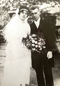 Svatba rodičů Janiny Unicke / 1921 / Polsko