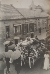 The funeral of Karlík Hornický in Zlonice