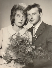 Svatební fotografie, Renata Möckel, rozená Rösch, a manžel Herbert Möckel, 1962