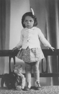 Olga Vychodilová as a child