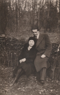 Parents Oldřich and Růžena (1932)