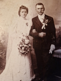 Wedding photo of grandparents Josef and Josefa Kývals