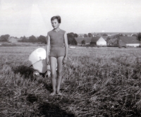 Ludmila Jahnová / Leskovec nad Moravicí / asi 1962