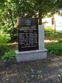 Memorial to the victims of World War II at the school in Halenkovice