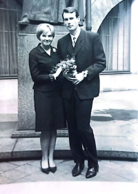 Jiří Březina s budoucí manželkou, Univerzita Karlova 1966