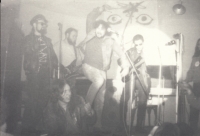 Concert of the band Litinovej Pepa and Průmyslovej plyn in Dasnice, 1988
