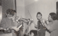 Mozková sondáž band, recording in Mohelno near Brno, December 1987
