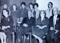 A photo from the wedding of Jindřich Marek at the town hall in Jablonec nad Nisou, July 11, 1961. The mother of the witness Jaroslava Marková is the first one from the bottom left, next to her is the father Josef Marek

