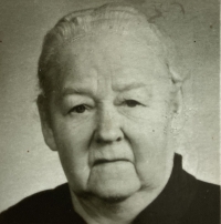Babička pamětnice Elsa Dressler, na snímku v 60. letech, kdy už po odsunu žila v NDR