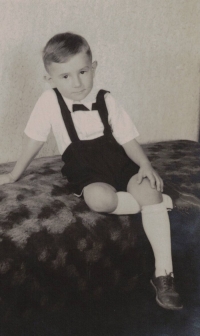 Pamětník jako dítě, 1950